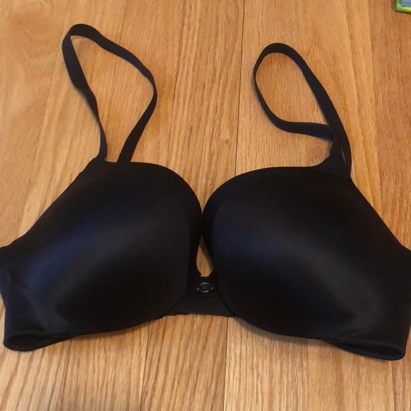 Victoria’s Secret Push-Up bra - Picture 1 of 4